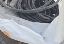 Патрульні Дніпра затримали ймовірних крадіїв кабелю