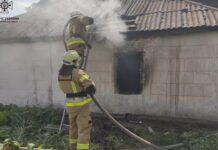 Вогнем знищено домашнє майно: у Синельниківському районі рятувальники ліквідували пожежу у приватному будинку