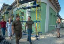 Незабаром у Кам’янському закінчать реконструкції декількох масштабних об’єктів