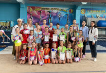 Чемпіонат міста зі спортивної акробатики відбувся у Кам’янському: які результати