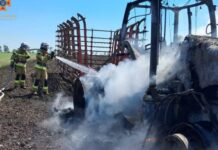 Вогонь встиг пошкодити моторний відсік та кузовні елементи: у Нікопольському районі вогнеборці загасили палаючий трактор