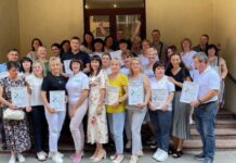 Для працівників ЦНАПів на Дніпропетровщині організували спеціальні курси