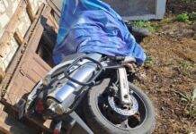 Вкрав мотоцикл та втік: поліцейські Дніпра менше ніж за годину розшукали зловмисника