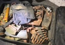 Мешканець Кам’янського перевозив в автомобілі боєприпаси та вибухові речовини