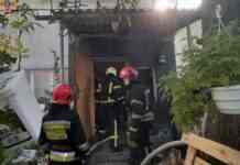 У Соборному районі Дніпра горів двоповерховий житловий будинок