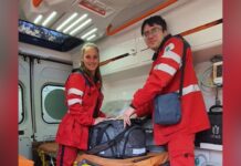 Вдарило струмом: на виробництві у Камʼянському загорівся чоловік