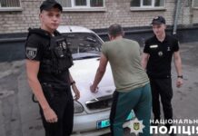 Обікрав 78-річного дідуся: у Запоріжжі викрили псевдоволонтера-зловмисника