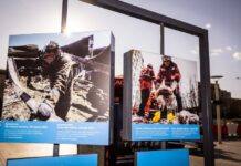 У Дніпрі відкрили пересувну виставку зі світлинами волонтерів