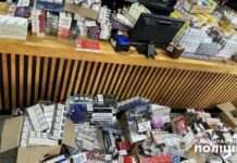 129 літрів невідомих напоїв та 4700 пачок цигарок: У Кривому розі вилучили з обігу нелегальну тютюнову та алкогольну продукцію