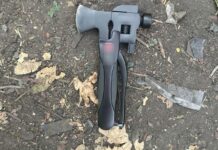 Розбійний напад у Кривому Розі: поліцейські затримали двох нападників