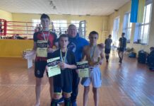Кам’янські кікбоксери перемогли на чемпіонаті області
