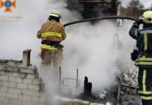 Коротке замикання електромережі: у Запоріжжі вранці 30 листопада зайнявся приватний будинок