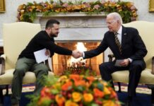 Зеленський: будь-яка угода, що передбачає відмову від територій, є «абсолютним божевіллям»