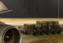 Зеленський подякував США. Пентагон попереджає – подальша допомога Києву може опинитися «під загрозою в критичний момент»