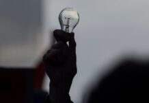 Понад пів тисячі населених пунктів України залишилися без світла через негоду – Міненерго