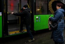 В Херсоні тимчасово припинили рух тролейбусів: в чому причина