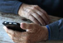 За пограбування дідуся поліцейські Кам`янського затримали 50-річного чоловіка