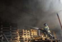 Стратком ЗСУ підтвердив про удар по складах паливних матеріалів в окупованому Луганському