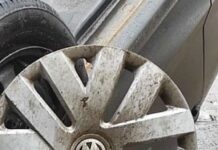 У Кривому Розі автівка перекинулася на дах