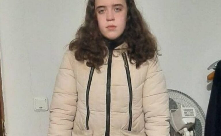 Поліція Кривого Рогу розшукує 14-річну Діану Оспіщеву