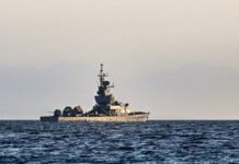 Військові США заявляють про збиття над Червоним морем дронів і ракет, випущених хуситами