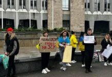 “Гроші на ЗСУ” – російська ІПСО? В Дніпрі відмовились реагувати на мутні акції, які дестабілізують ситуацію в прифронтовому місті