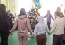 Мер Кам’янського завітав на передноворічний захід для дітей