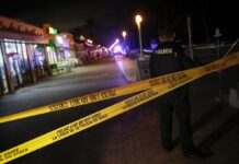 Невідомий автомобіль протаранив кортеж Байдена: що відомо