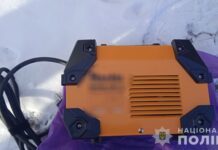 У Верхівцеве за скоєння майнових злочинів поліцейські затримали 34-річного чоловіка