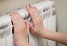 У Дніпрі десятки будинків залишилися без опалення та водопостачання