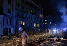 Третій обстріл за добу: російська армія атакує цивільну інфраструктуру Харкова (фотосвідчення)