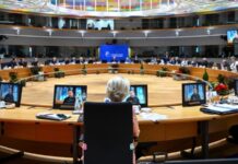 «Ми ще не там»: посадовець ЄС про компроміс із Угорщиною щодо 50 мільярдів євро для України