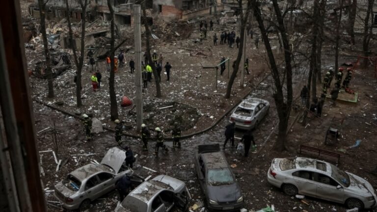 Війська РФ завдали два ракетні удари по Харкову. Влада повідомила про наслідки