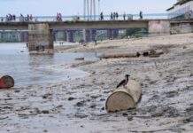 Померлі через повінь досі лежать під завалами будинків – влада Голої Пристані