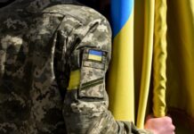 Платне бронювання працівників від мобілізації: які суми запропонували депутати