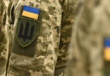 В Україні можуть дозволити усім підприємствам бронювати працівників від мобілізації: які умови
