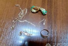 Обікрав пенсіонерку під приводом гуманітарної допомоги: у Кам`янському затримали 26-річного зловмисника