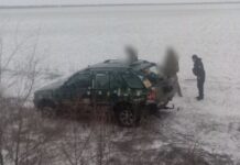 Поліцейські Дніпропетровщини допомогли військовим, які потрапили в скрутну ситуацію через погодні умови