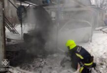 У Дніпровському районі зайнявся «Mercedes-Benz»