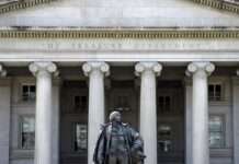 США мають намір виділити майже 12 млрд доларів Україні: деталі