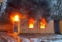 У Запоріжжі протягом доби через коротке замикання зайнялися контейнер та гараж