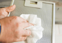 Як швидко та без зайвих зусиль відмити витяжку: перевірені методи