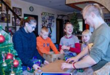 Про створені будинки сімейного типу та держдопомогу: новини в соцсфері Дніпропетровщини