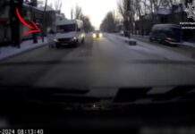 У Запоріжжі небайдужі містяни зафіксували грубе порушення ПДР водієм маршрутки