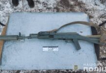 Перевозив зброю та боєприпаси: у Синельниківському районі поліцейські затримали водія