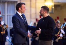 Зеленський обговорив з Макроном ситуацію на фронті та оборонні потреби України