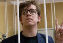 У РФ примусово лікуватимуть 18-річного антивоєнного активіста