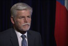 «Навальний за свою відвагу заплатив найвищу ціну» – президент Чехії