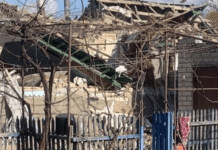 Сили РФ вдарили авіабомбами по селу на Херсонщині, двоє постраждалих – влада