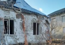 Російські військові обстріляли Білозерку: загинула жінка, 5 поранених – ОВА